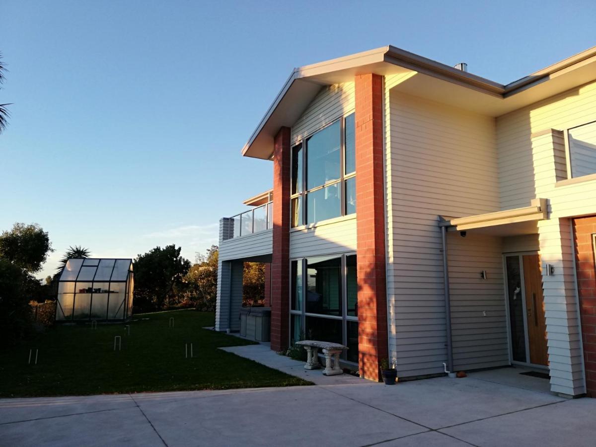 クライストチャーチ Whaka Heights Bed & Breakfast エクステリア 写真